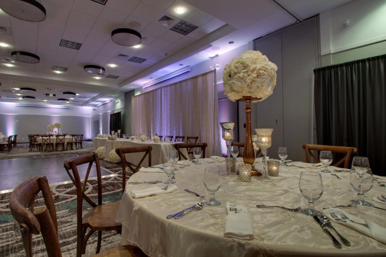 Holiday Inn & Suites Peoria At Grand Prairie By Ihg Luaran gambar