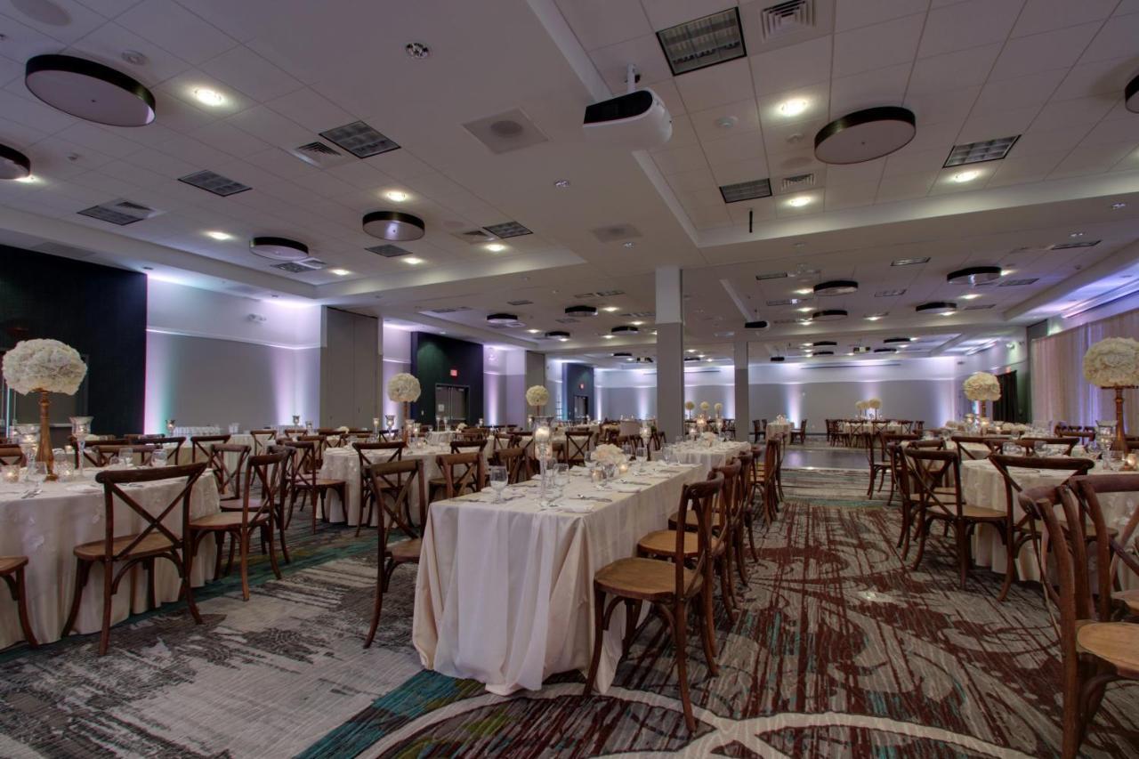 Holiday Inn & Suites Peoria At Grand Prairie By Ihg Luaran gambar