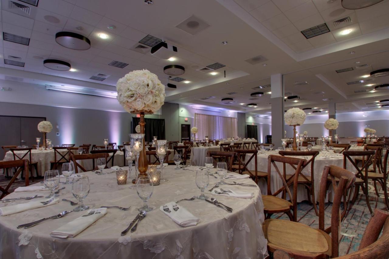 Holiday Inn & Suites Peoria At Grand Prairie By Ihg Luaran gambar