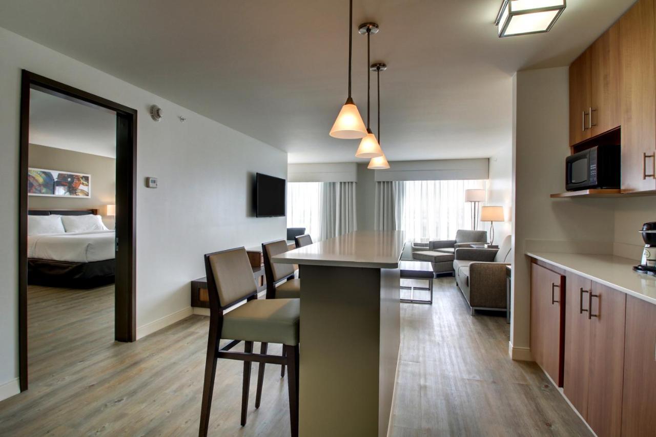Holiday Inn & Suites Peoria At Grand Prairie By Ihg Luaran gambar